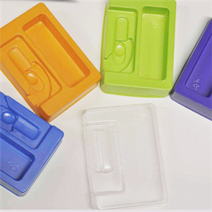 電子吸(xi)塑包裝